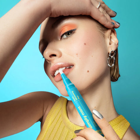 POP Oral Beauty Teeth Whitening Pen - Simply Mint